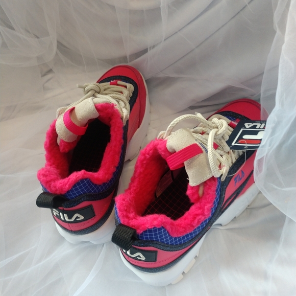 Women's FILA sneakers NWT size 7.5 - Picture 5 of 5